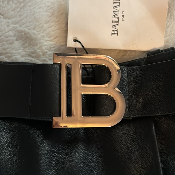 Balmain BNWT black leather mini skort with two usable pockets sz 6 - Picture 3 of 4